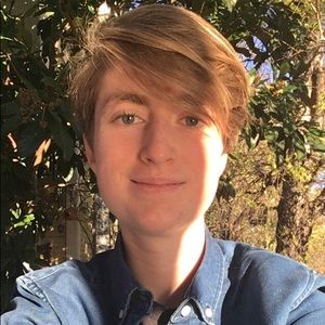 Meet your Posher, Riley